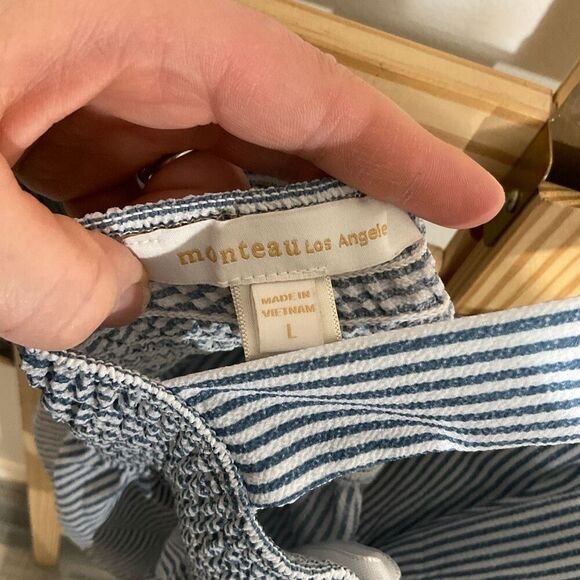 Monteau Los Angeles, navy blue and white striped peplum top, size large - Picture 6 of 7